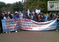 Buruh Juga Serbu Monas