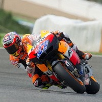 Stoner Ingin Lebih Baik dalam Balapan