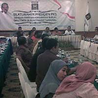 Dialog dengan Organisasi Buruh, PKS Terima Uneg-uneg Soal RUU BPJS