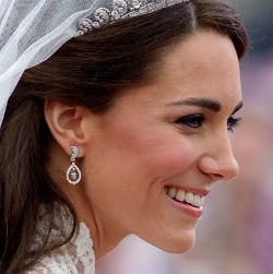 Wow, Anting Kate Middleton Senilai Rp 214 Juta