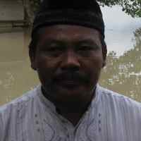 Berkat Helm, Sidik Selamat dari Tragedi Perahu Terbalik di Bengawan Solo