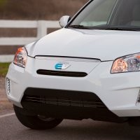 Mobil Listrik Bisa Diisi Ulang Tanpa Kabel