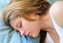 Banyak Tidur atau Kurang Tidur Sama-sama Bikin Cepat Pikun