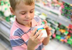 Ajarkan Anak Membaca Label Nutrisi