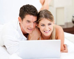 4 Aturan Berpacaran di Twitter & Facebook