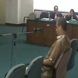 Ari Muladi Dituntut 5 Tahun Penjara