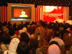 Suu Kyi Minta ASEAN Bantu Perjuangan Demokrasi Rakyat Myanmar