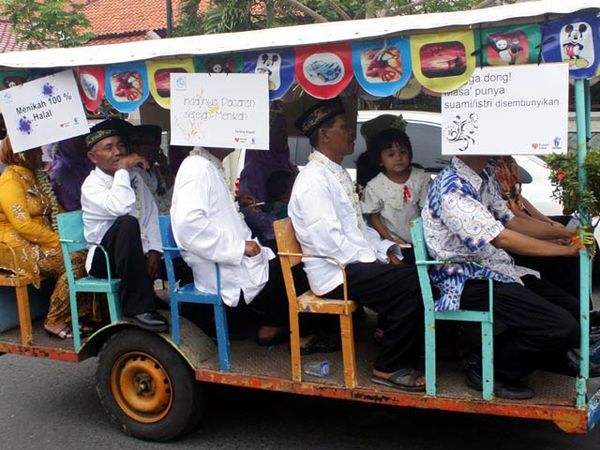 50 Pasangan Nikah Massal