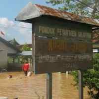 Dua Sekolah Terendam Banjir, Ratusan Siswa Diliburkan