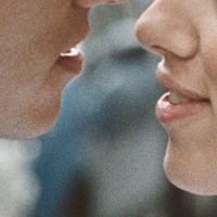 Ciuman Bakal Bisa Dikirim Lewat Internet 