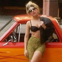 Lady Gaga Berbikini di El Camino