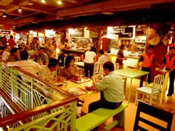 Eat&Eat Surabaya: Etalase Kuliner Asia