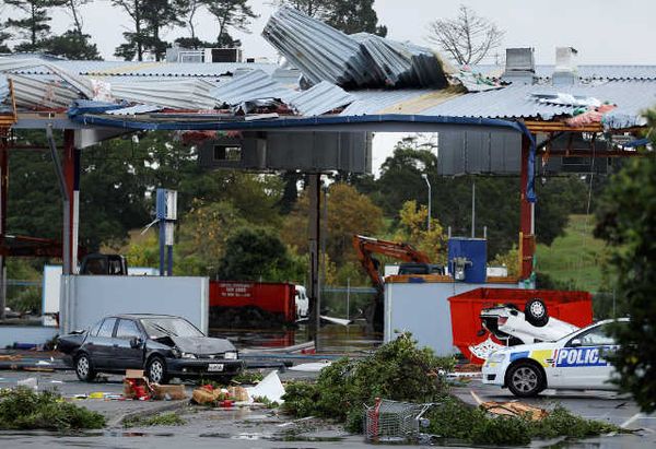 Tornado Terjang Selandia Baru