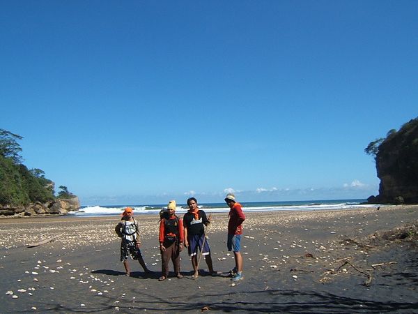 Ekspedisi 3 Hari GMC di Malang Selatan