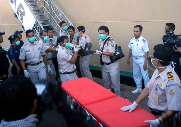 Ribuan TKI Overstay Tiba di Jakarta