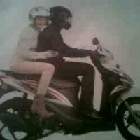 Honda Luncurkan Skutik Spacy Helm In