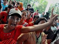 Pedagang Pisang Epe Duduki DPRD Makassar