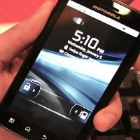 Motorola Atrix, Gadget James Bond Dilengkapi Fingerprint 