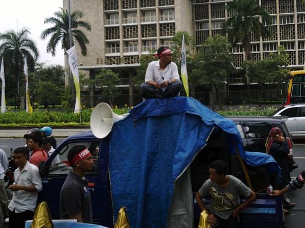 Menteri ESDM Didemo Mahasiswa Daerah