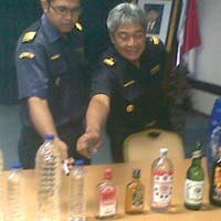 Ratusan Miras Tak Berpita Cukai Diamankan