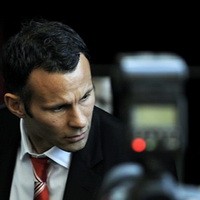 Giggs Siap Hadapi Hantu 2009