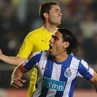 Singkirkan Villarreal, Porto ke Final