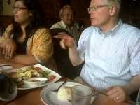 Ian Johnson, Peraih Pulitzer yang Doyan Gado-gado