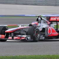 Button Ungguli Rosberg di Sesi Kedua