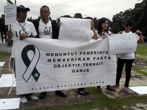 Lingkar Ganja Nusantara Gelar Aksi Damai