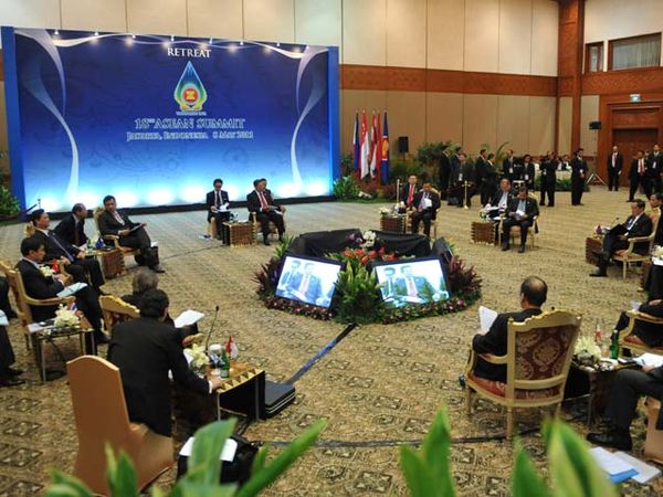 SBY Retreat dengan Pemimpin ASEAN