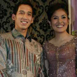 Nindy Deg-degan Saat Dilamar Pacar