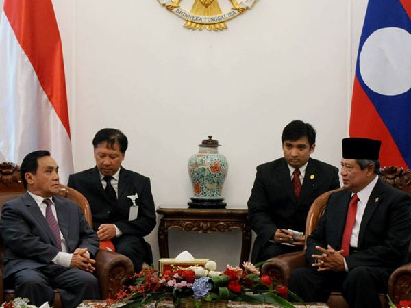 SBY Terima PM Laos SBY Terima PM Laos
