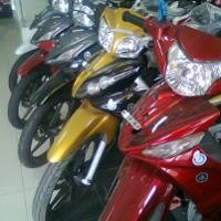 Penjualan Motor Bulan April 2011 Turun Tipis