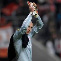 Reina Menuju Penampilan Beruntun Nomor 150