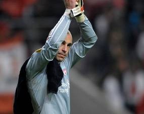 Reina Menuju Penampilan Beruntun Nomor 150