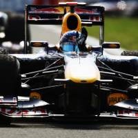 Vettel Rindu Sirkuit yang Dipadati Penonton