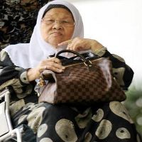 Nenek 79 Tahun Diadili di Singapura Atas Penganiayaan PRT Indonesia