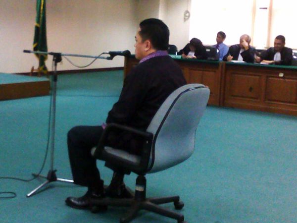 Walikota Tomohon Divonis 9 Tahun Penjara