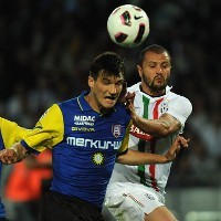 Ditahan Chievo, Kans Juve ke Eropa Makin Berat