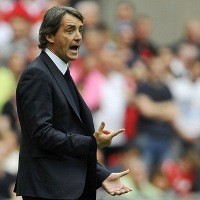 Mancini: City Tiga Poin Menuju Liga Champions
