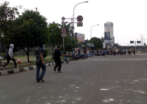 Demo Mahasiswa UKI Cs Ricuh