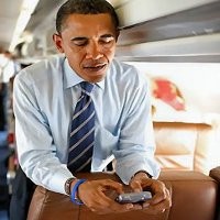 Obama Peringatkan Ancaman Teroris via SMS 