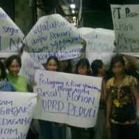 Pedagang Pasar Atom Tahap III Demo Tolak Pembayaran Instalasi Listrik