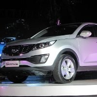 Jajal KIA Sportage di Malam Hari