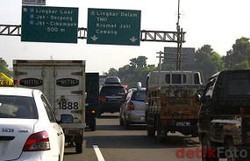 Jam Operasional Truk Dibatasi, Kemacetan Lebih Cepat Terurai