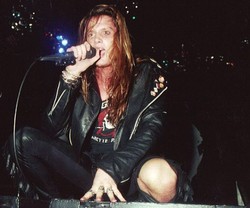Sebastian Bach Ditangkap Karena Ganja