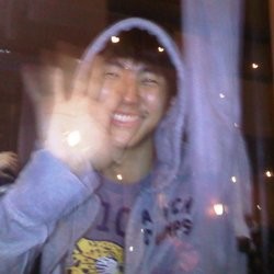 Ini Dia Penjelasan Andi Soraya Soal Ricuh Jumpa Fans 2AM