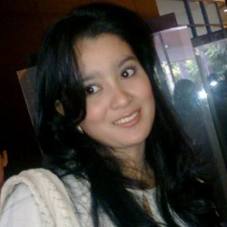 Marcella Zalianty Ingin Gugah Masyarakat Lewat Batas