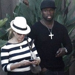Chelsea Handler Akui Kencan dengan 50 Cent