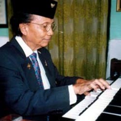 Prestasi dan Jasanya untuk Bangsa Sangat Luar Biasa